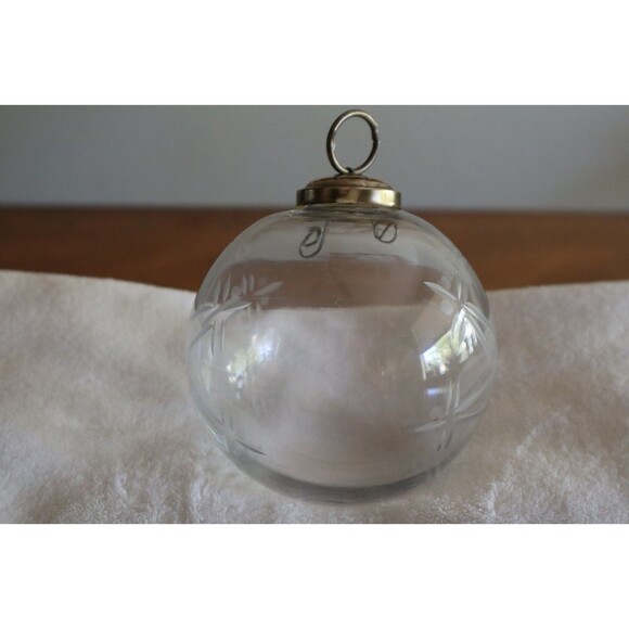 Vintage Large Clear Etched Glass Star Christmas Ornament Kugel Style 4" Dia. - Picture 6 of 10
